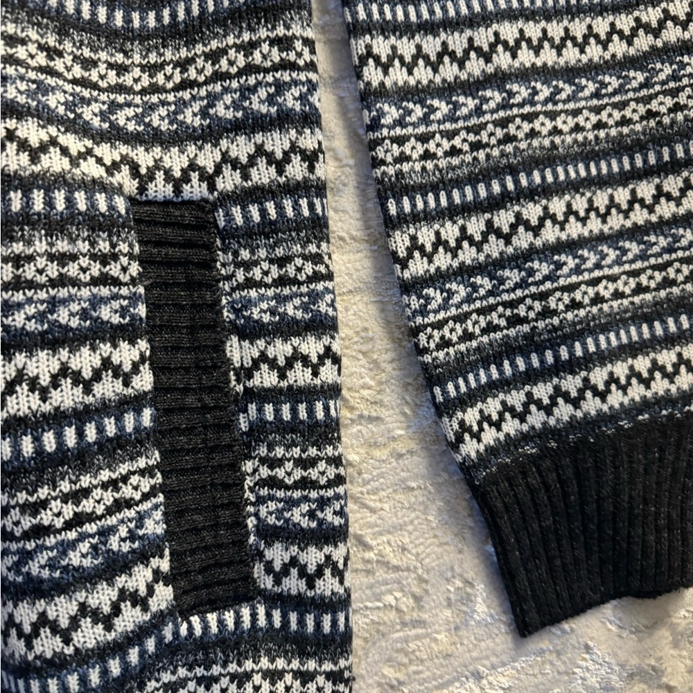 Stylish Kensington Black and White Men's Zip-Up Sweater - Picture 4 of 10
